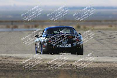 media/Oct-26-2025-CalClub SCCA (Sun) [[8ce1e69566]]/Group 5/Grapevine/